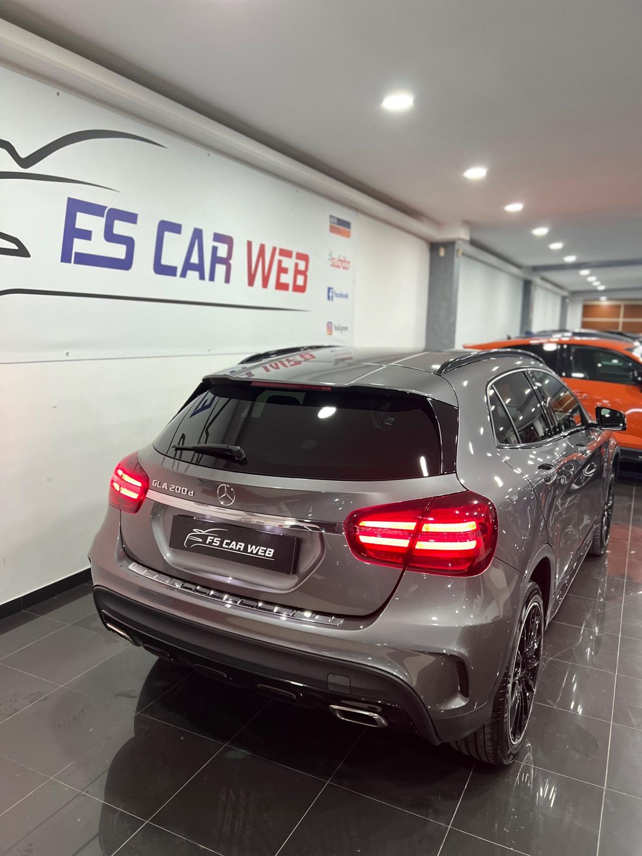 Mercedes Benz GLA 200d Aut. Premium AMG 136 cv