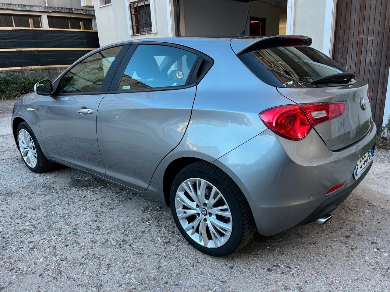 Alfa Romeo Giulietta 1.6 JTDm 120 CV