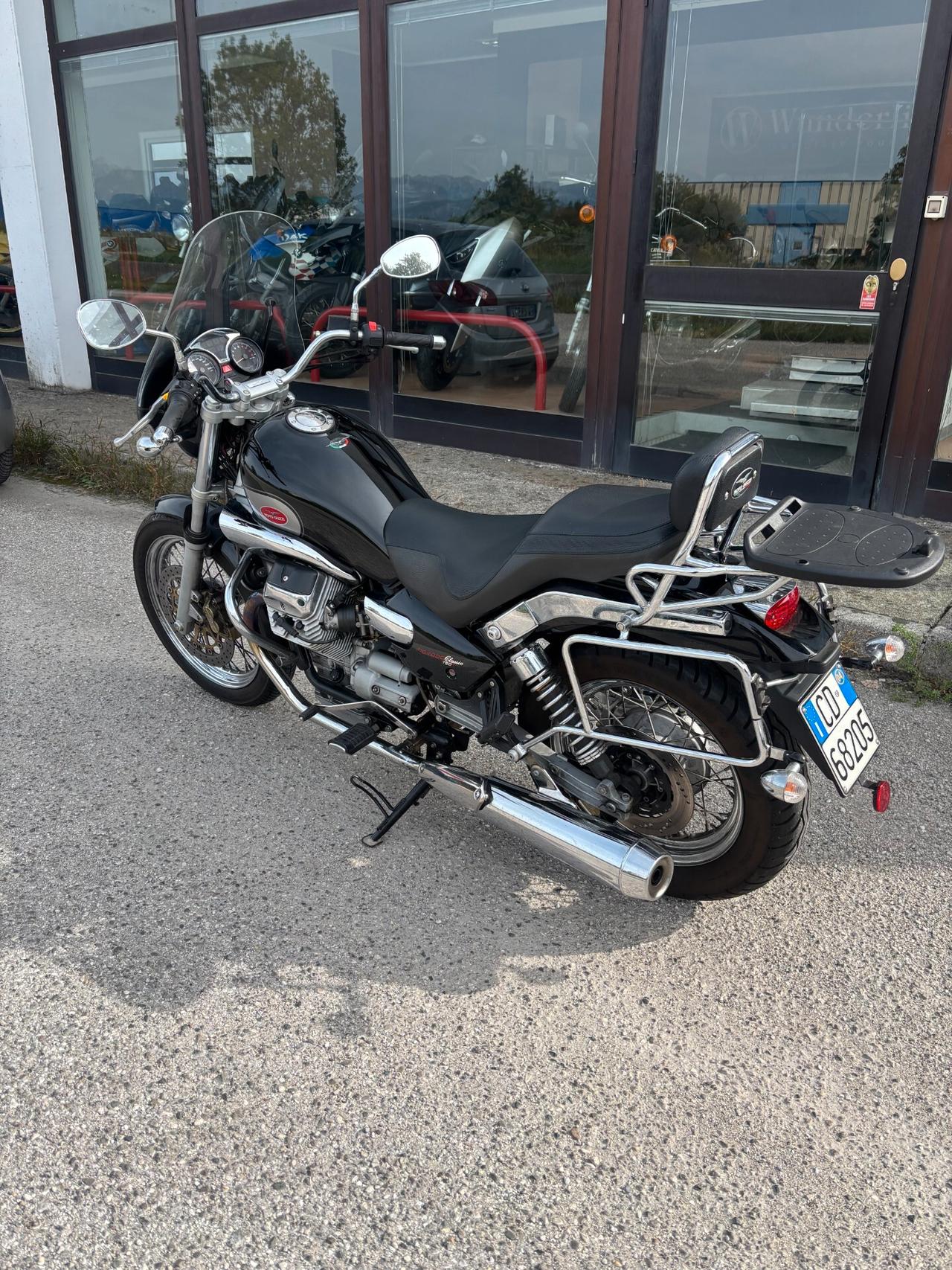 Moto Guzzi Nevada 750