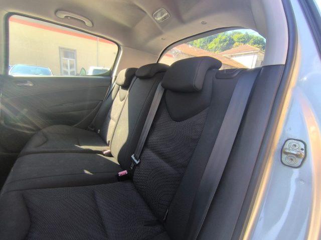 PEUGEOT 308 1.6 HDi 90CV 5p. adatta a NEOPATENTATI