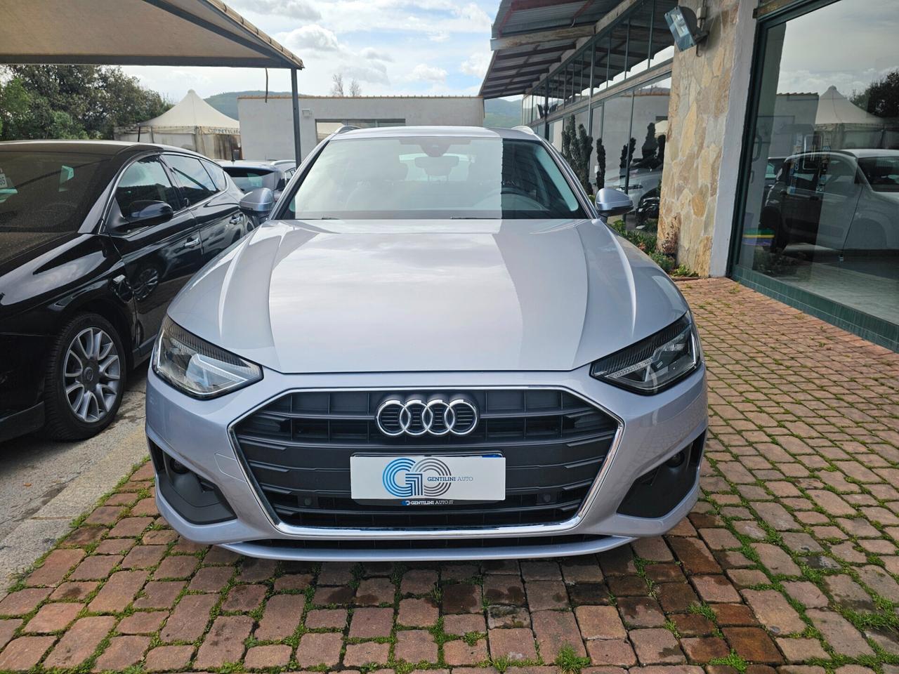 Audi A4 Avant 30 TDI/136 CV S tronic Business Advanced