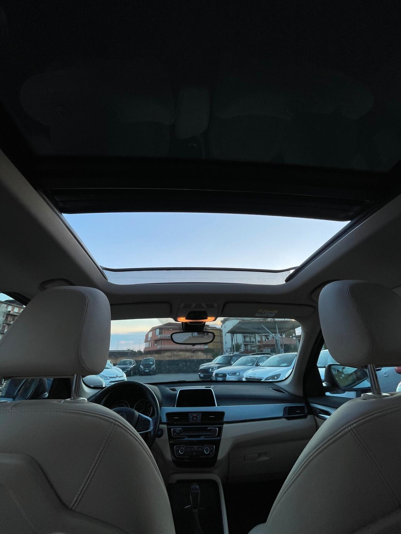 Bmw X1 xDrive20d 190cv tettuccio apribile