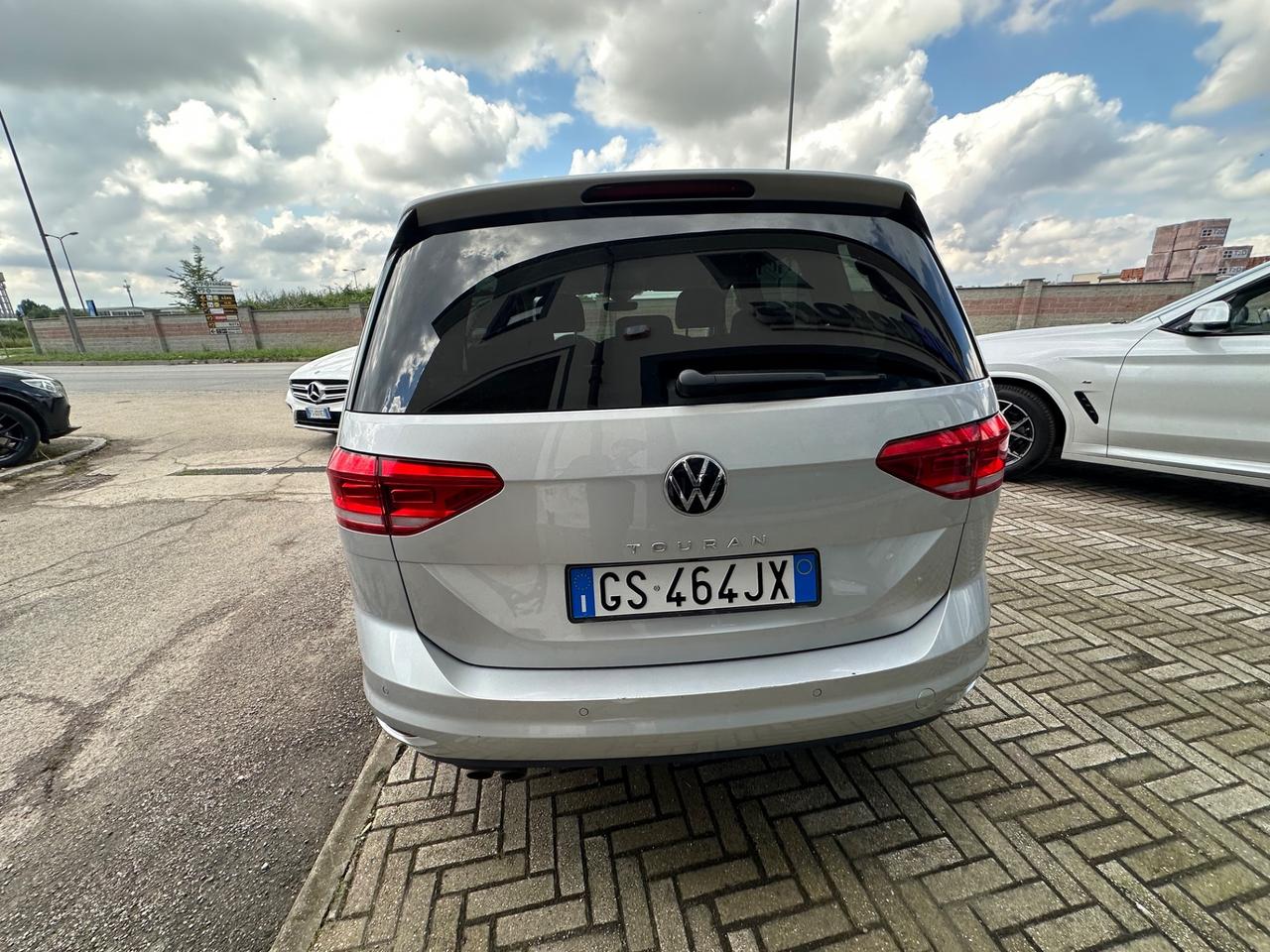 Volkswagen Touran 2.0 TDI 150 CV SCR DSG Business BlueMotion 7 POSTI