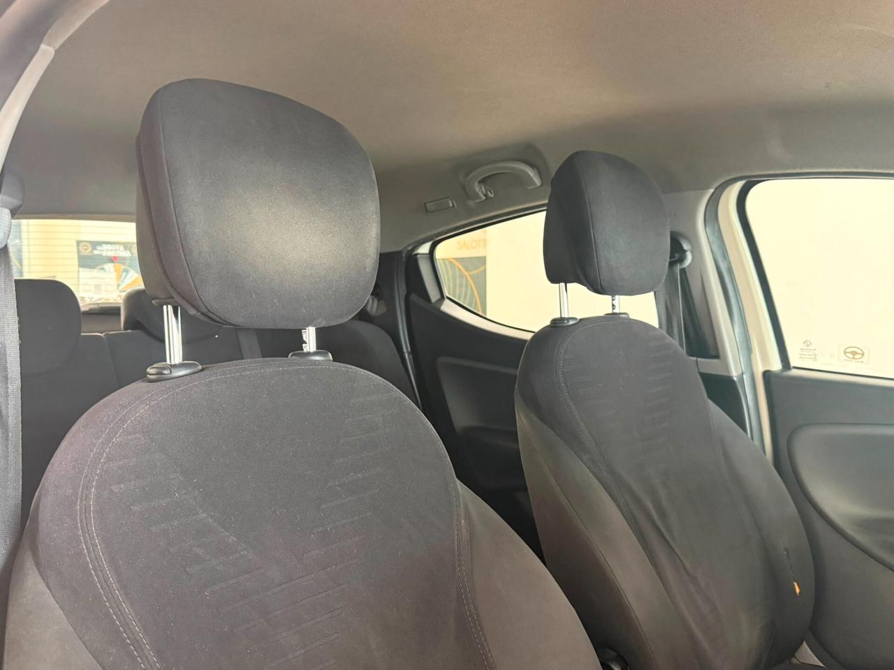 Lancia Ypsilon 1.2 69 CV 5 porte GPL Ecochic Platinum