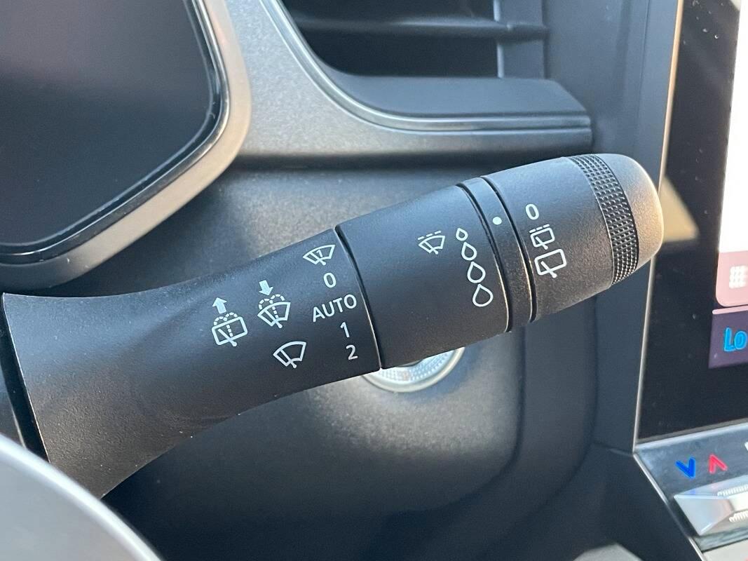 Renault Captur 1.0 eco-g Techno 100cv CON TELECAMERA E CARPLAY