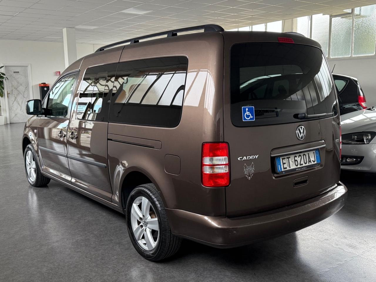 Volkswagen Caddy 1.6 TDI 102 CV 5p. Highline Maxi 7 posti / trasporto disabili