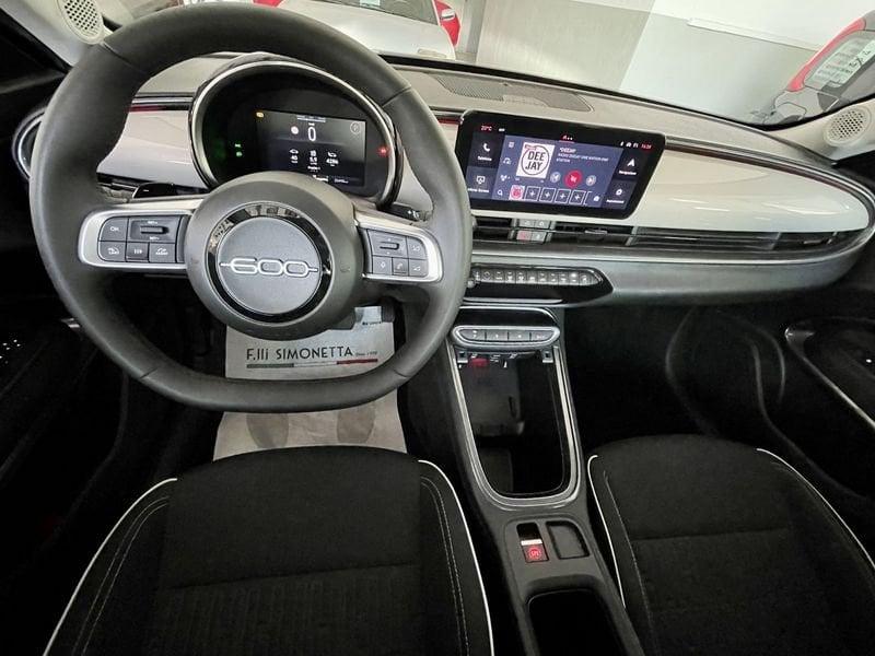 FIAT 600 1.2 hybrid 145cv auto - AZIENDALE