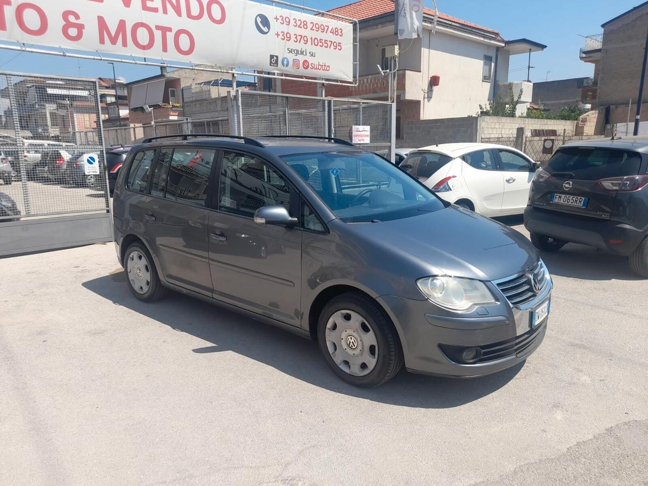 Volkswagen Touran 1.9cc diesel(PRIVATO)-2007