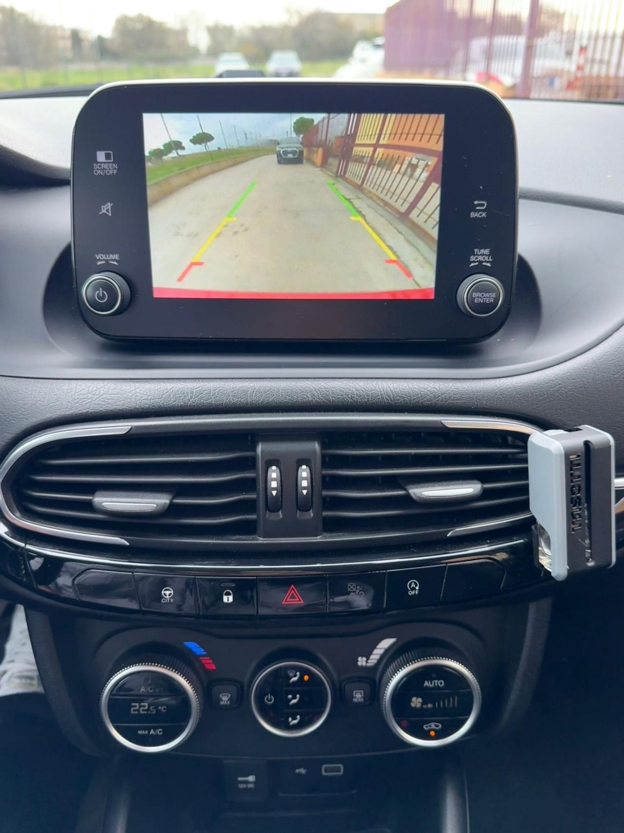 Fiat Tipo 1.6 Mjt S&S SW Red