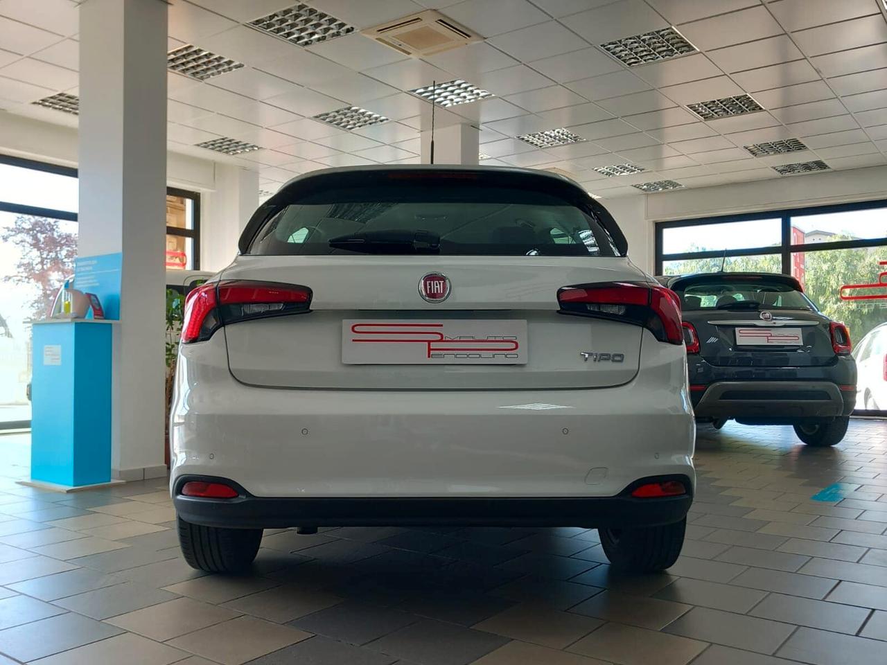 Fiat Tipo 1.6 Mjt S&S 5 porte Easy