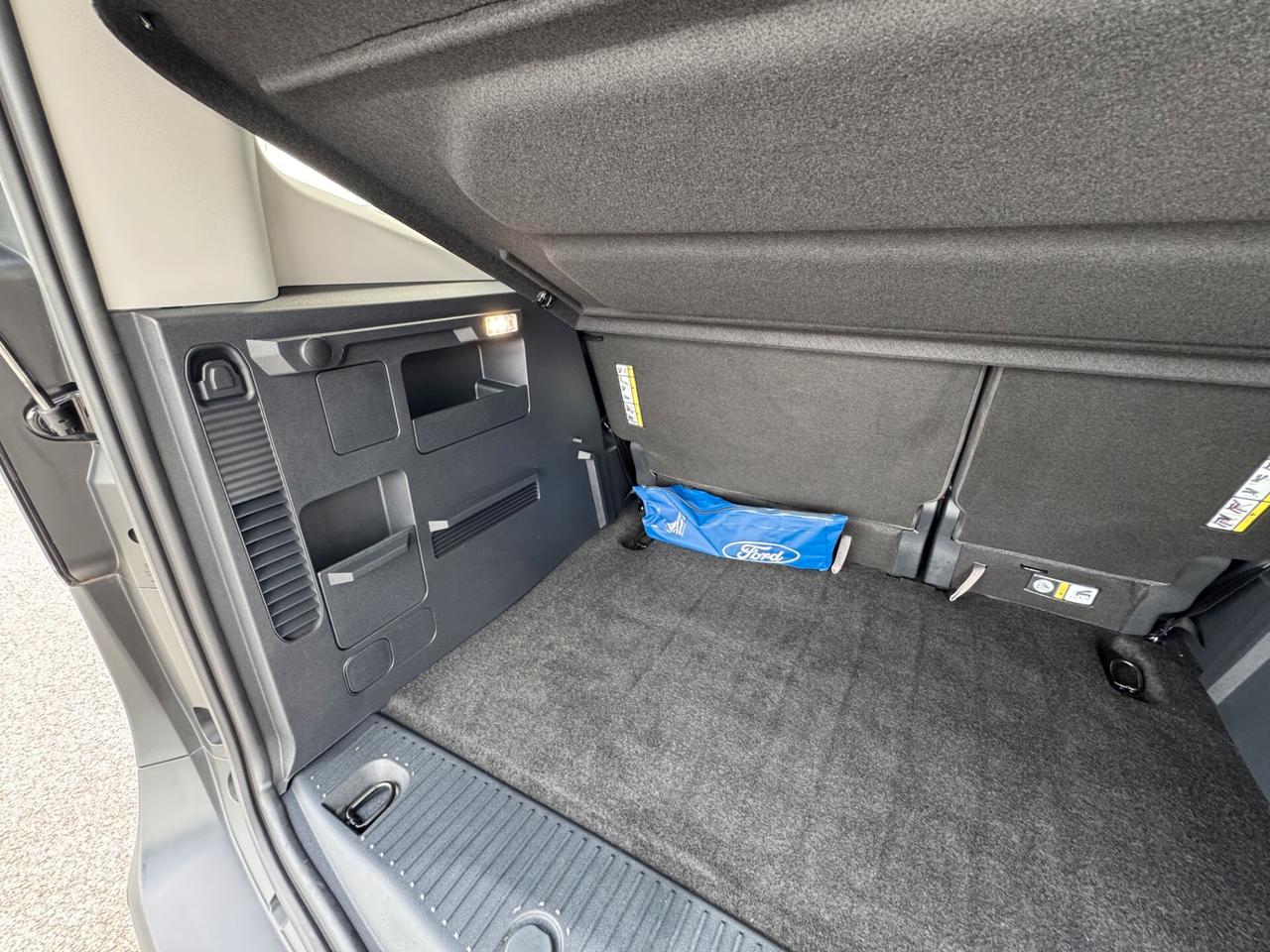 Ford Tourneo Courier Active 1.0EcoB. 125CV Autom
