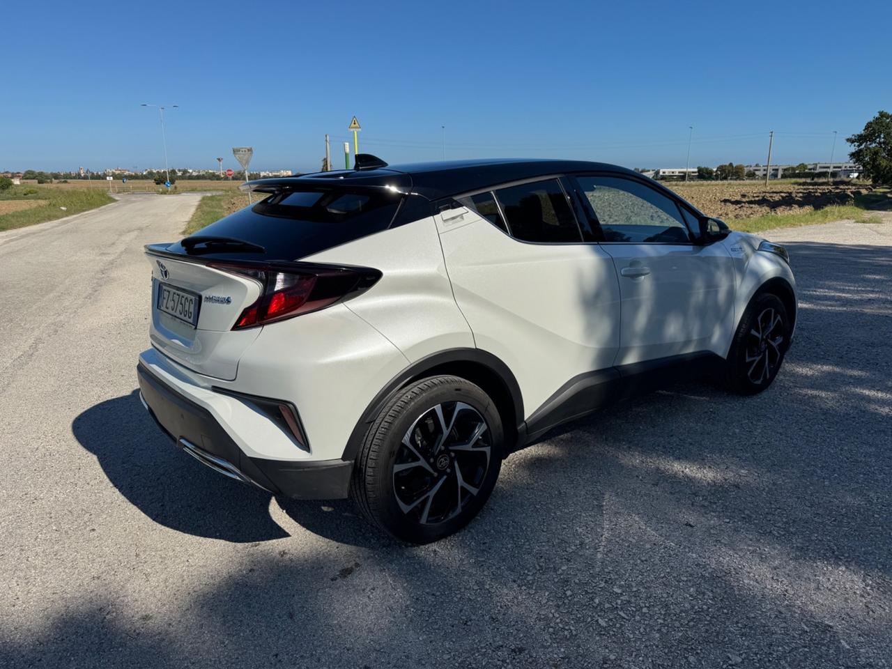 Toyota C-HR 2.0 Hybrid E-CVT Trend