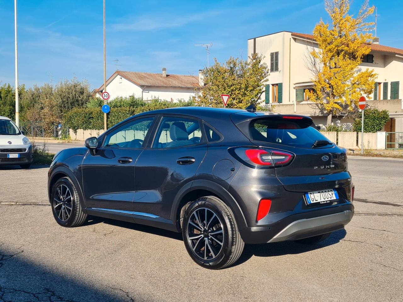 Ford Puma 1.0 EcoBoost Hybrid 125 CV Titanium Automatica