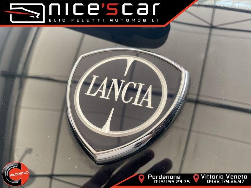 Lancia Ypsilon Ypsilon 1.0 FireFly 5 porte S&S Hybrid Ecochic Silver