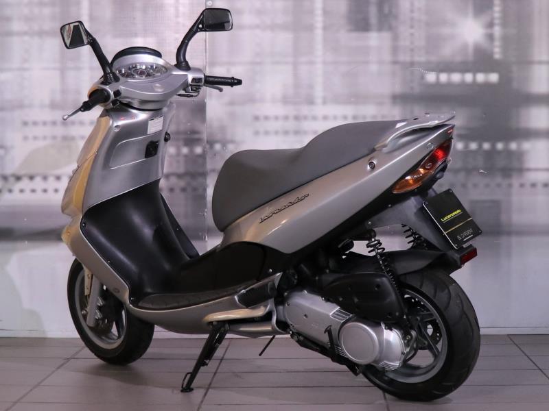 Aprilia Leonardo 150