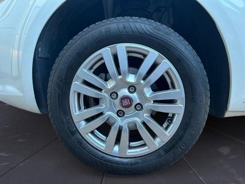 FIAT Punto 4ª serie 1.4 8V 5 porte Natural Power Lounge