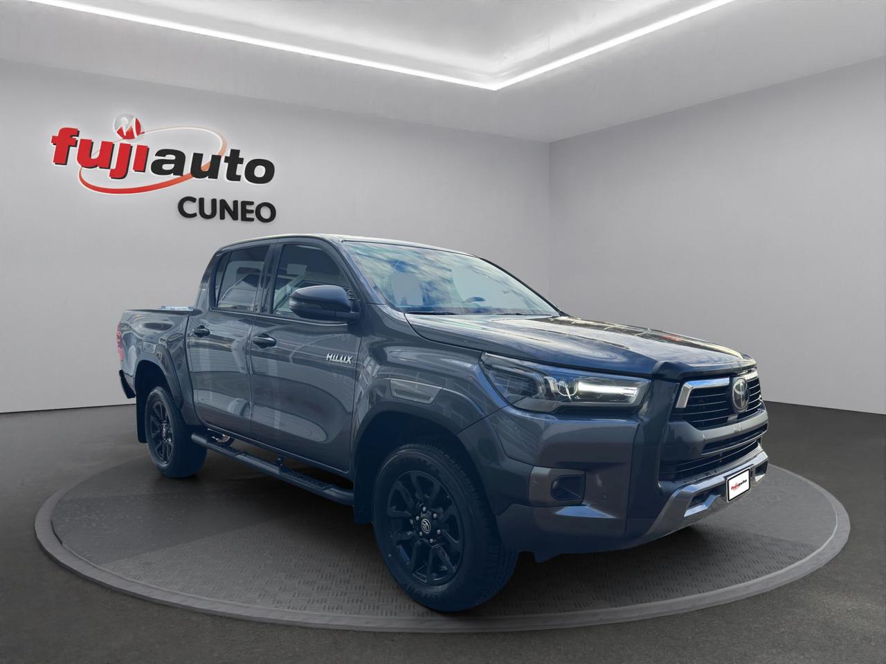 Toyota Hilux 2.4 d-4d double cab Invincible auto