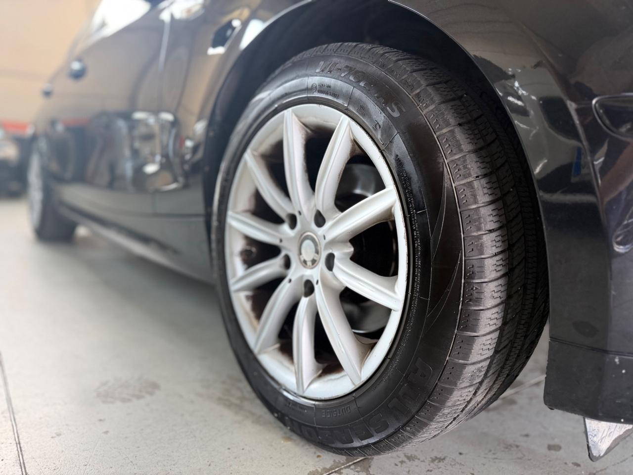 Bmw 118 118d 2.0 143CV cat 5 porte Attiva NEOPATENTATI