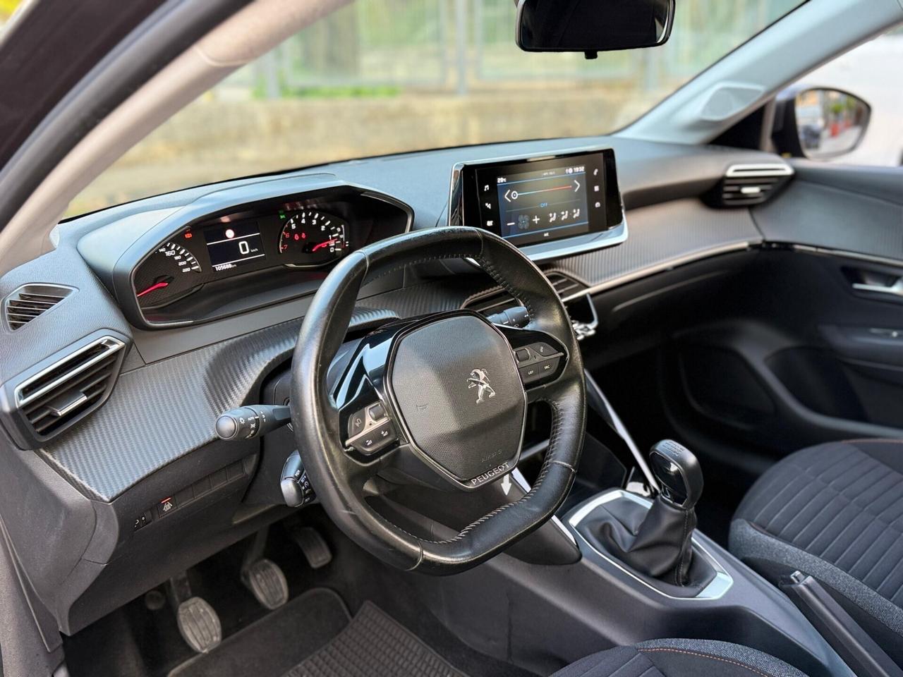 Peugeot 208 PureTech 75 CV S&S Like