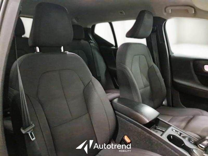 Volvo XC40 Recharge T4 129+82 CV Plug-in Hybrid Automatica Recharge Inscription Expression