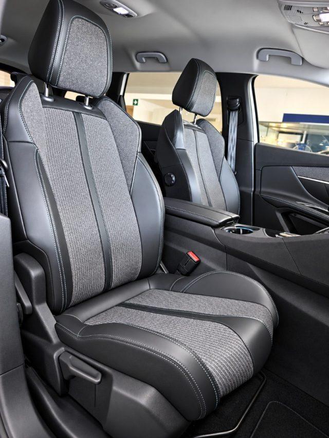 PEUGEOT 5008 BlueHDi 7 Posti Automatic EAT8 130 Aziendale