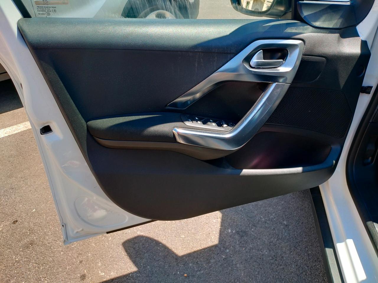 Peugeot 2008 PureTech 82 Allure