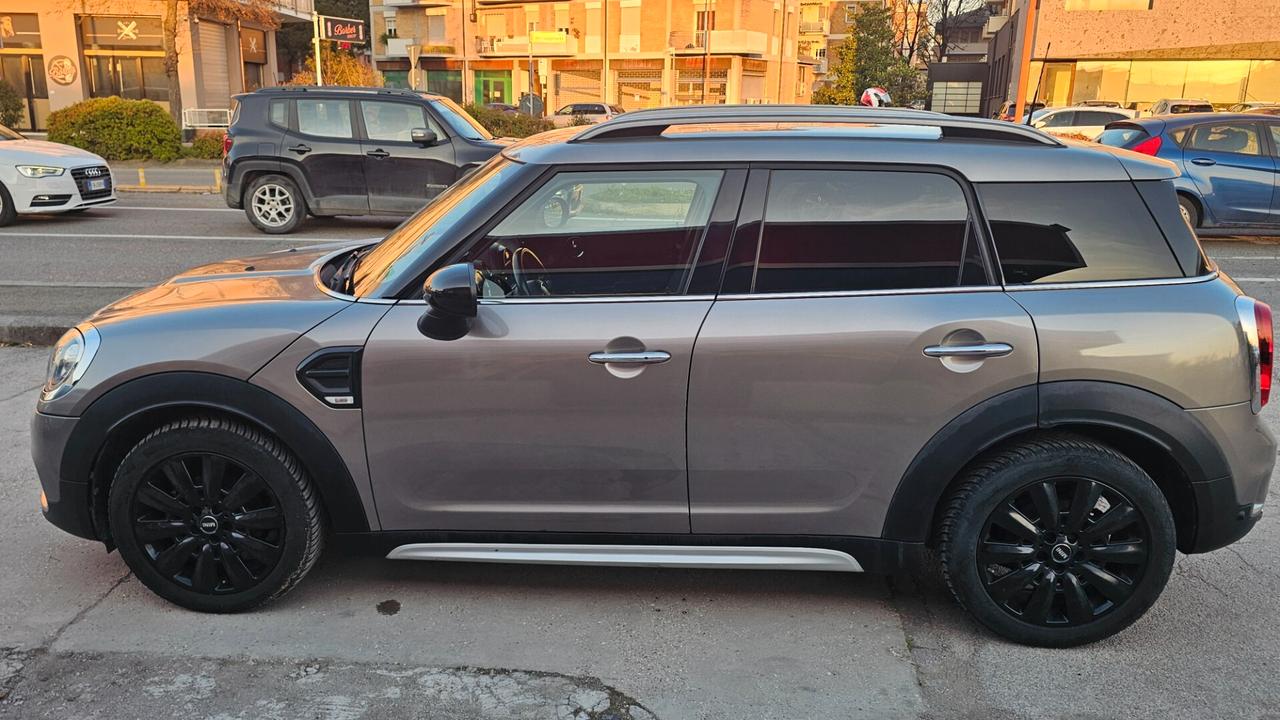 Mini Cooper Countryman 1.5 One D Hype