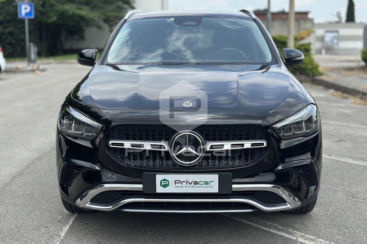 MERCEDES GLA 200 Automatic Progressive Advanced Plus
