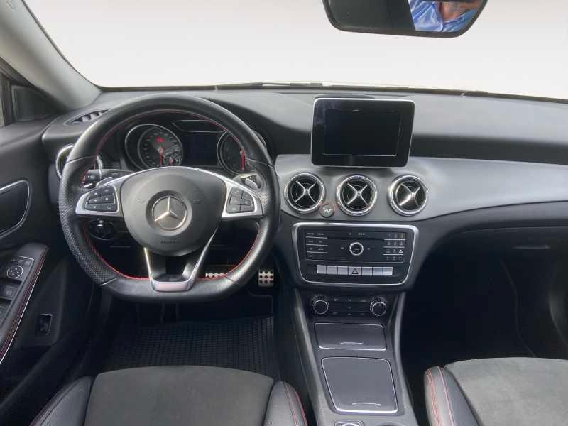 Mercedes-Benz CLA Shooting Brake 220 Premium 4matic AuTo