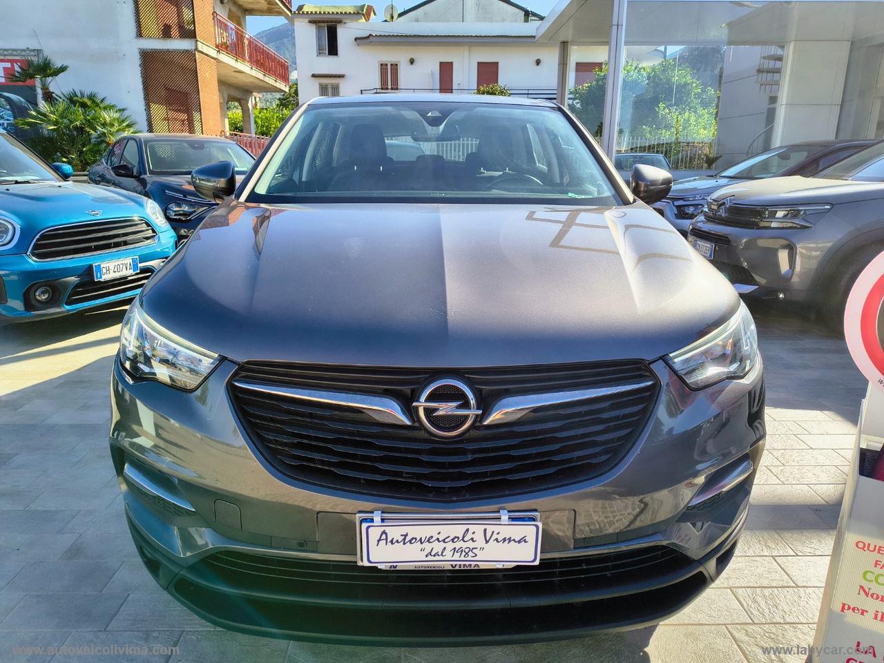 OPEL Grandland X 1.5 D Ecotec S&S Bus. Ed.
