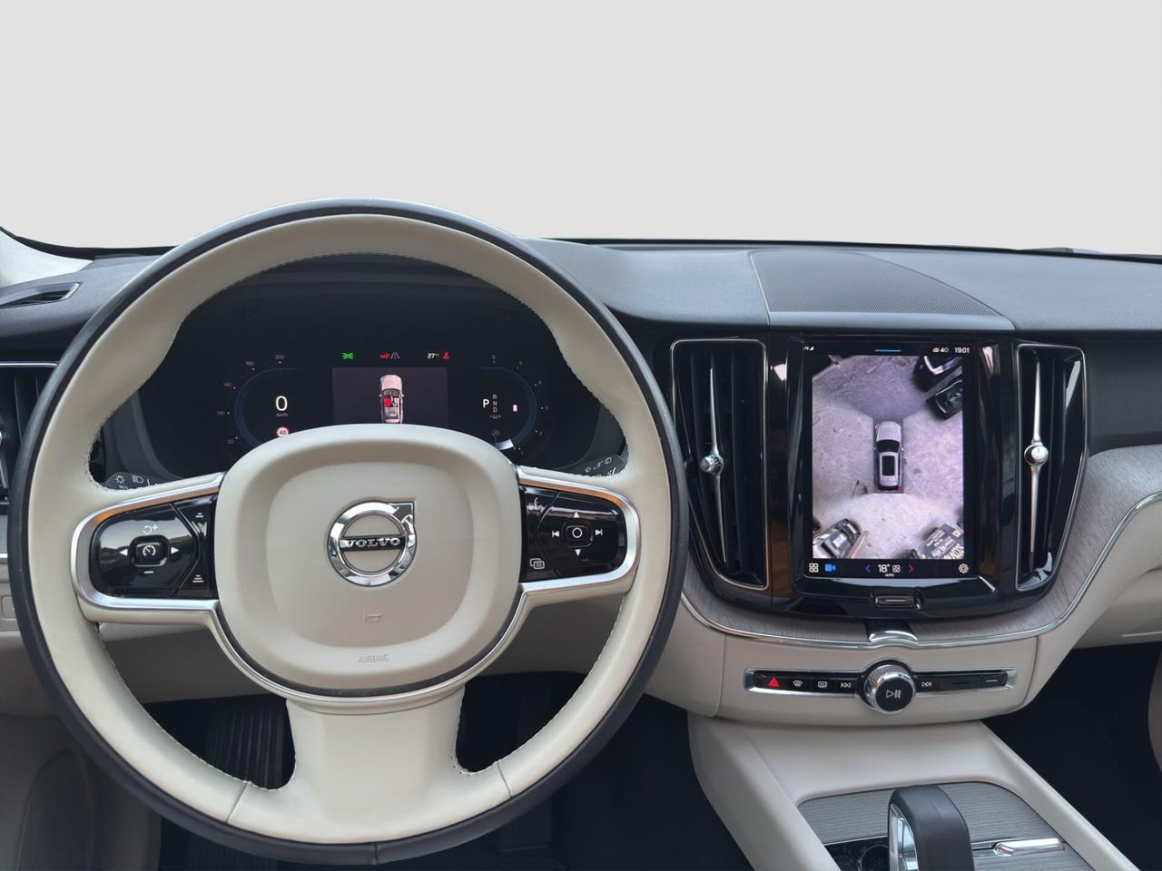 Volvo XC 60 2.0 197cv Plus Dark Tetto 2022