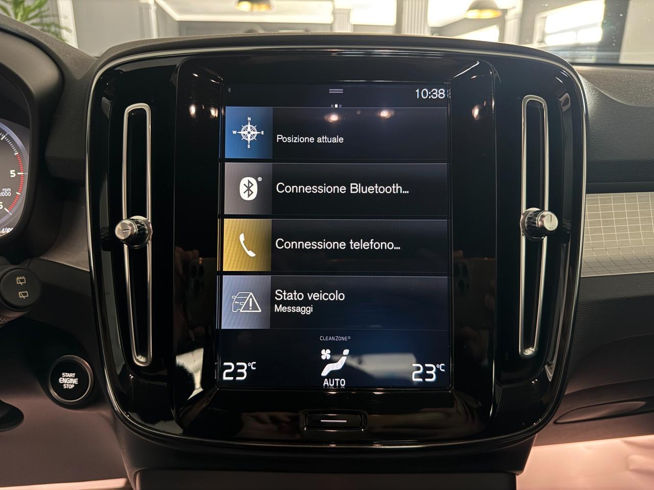 VOLVO XC40 D3 2.0 AWD GEARTRONIC MOMENTUM PRO 2020