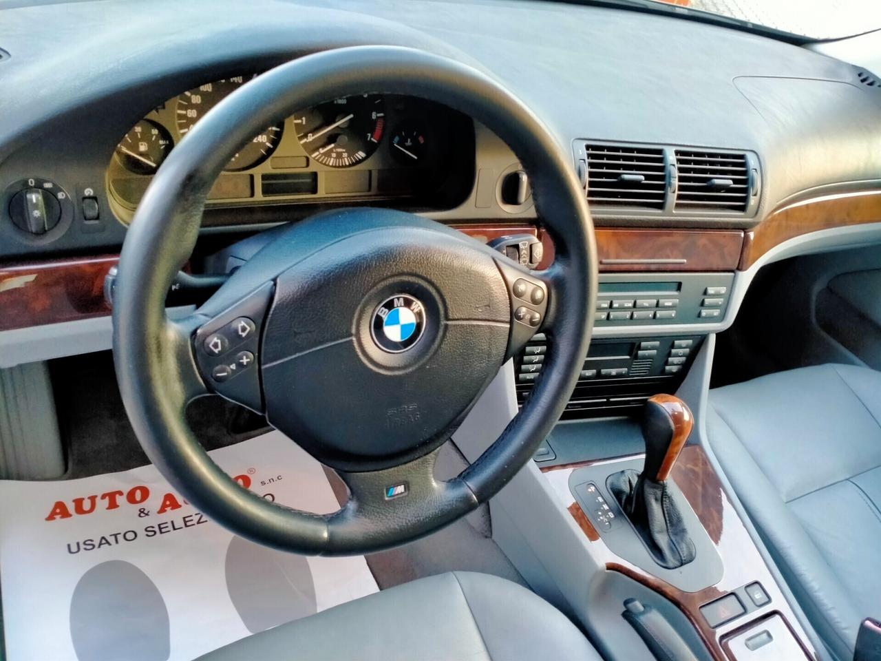 BMW 528 i E39 ATTIVA 193CV TARGA ORIGINALE / INTERNI PELLE / TETTO / AUTOMATICA