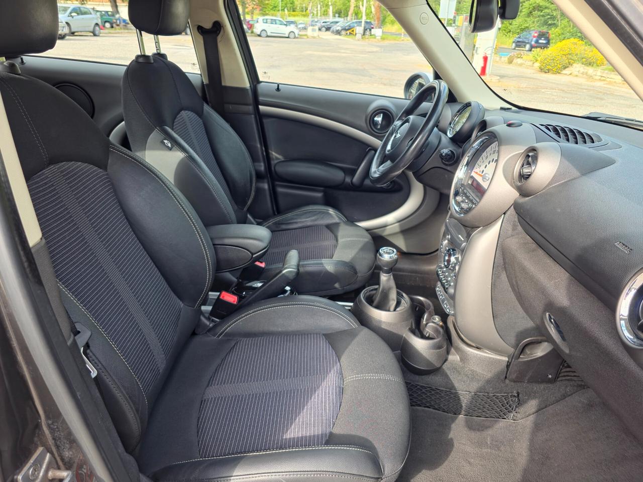 Mini Cooper D Countryman 1.6 ALL4x4 CV-111 2011-E5B Manuale