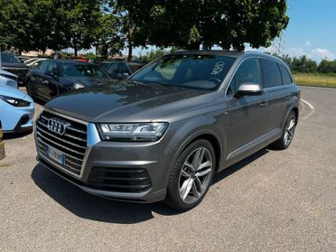 Audi Q7 3.0 TDI 272 CV quattro tiptronic S-LINE 7 POSTI