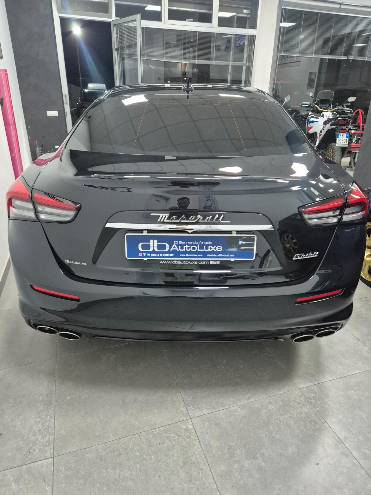 Maserati Ghibli 330 CV MHEV GT