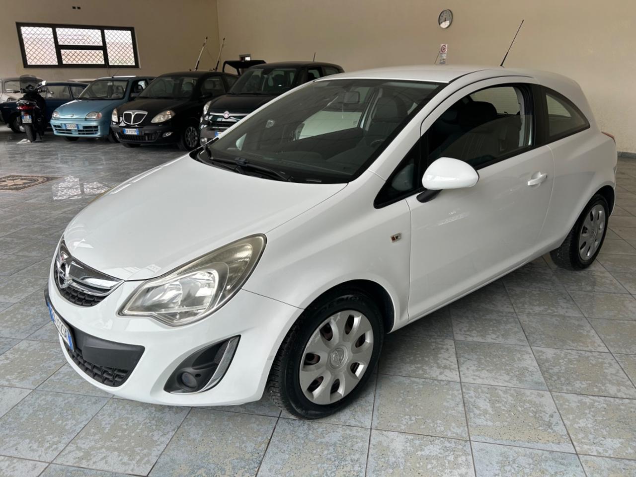 Opel Corsa 1.2 85CV 3 porte GPL-TECH Edition