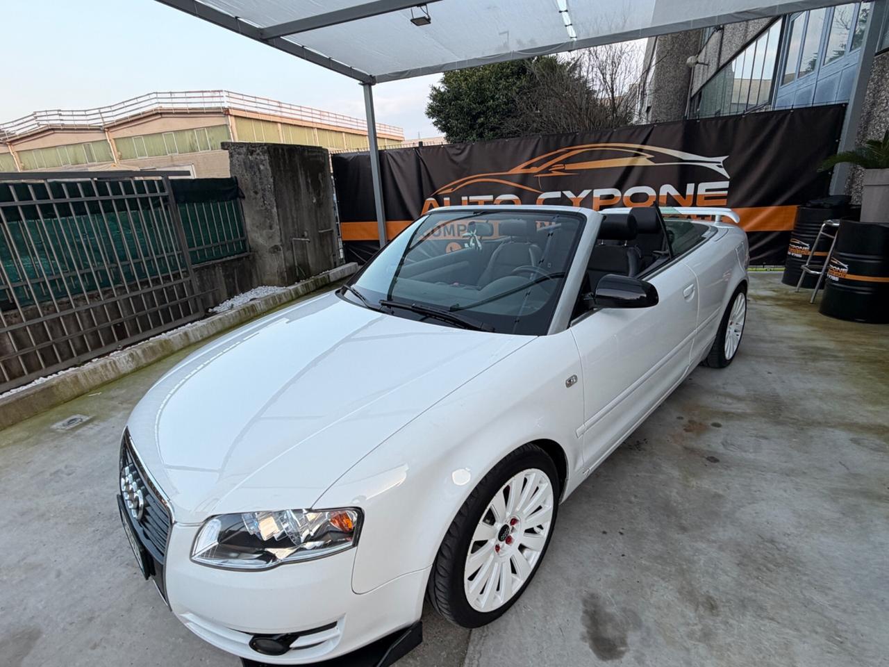 AUDI A4 S-LINE CABRIO 2.0 TDI 6MARCE MANUALE