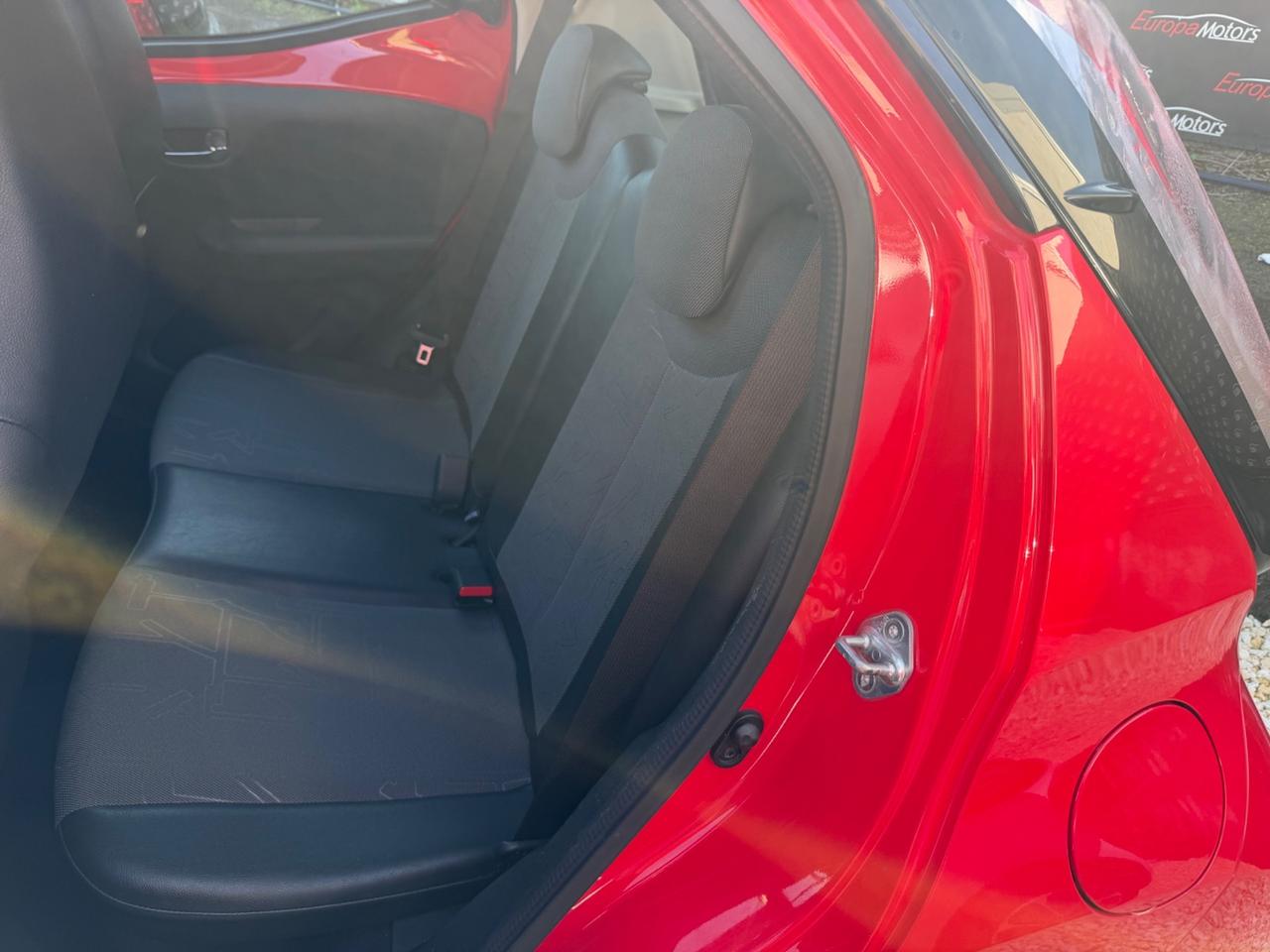 Toyota Aygo 1.0 VVT-i 69 CV 5 porte x-wave