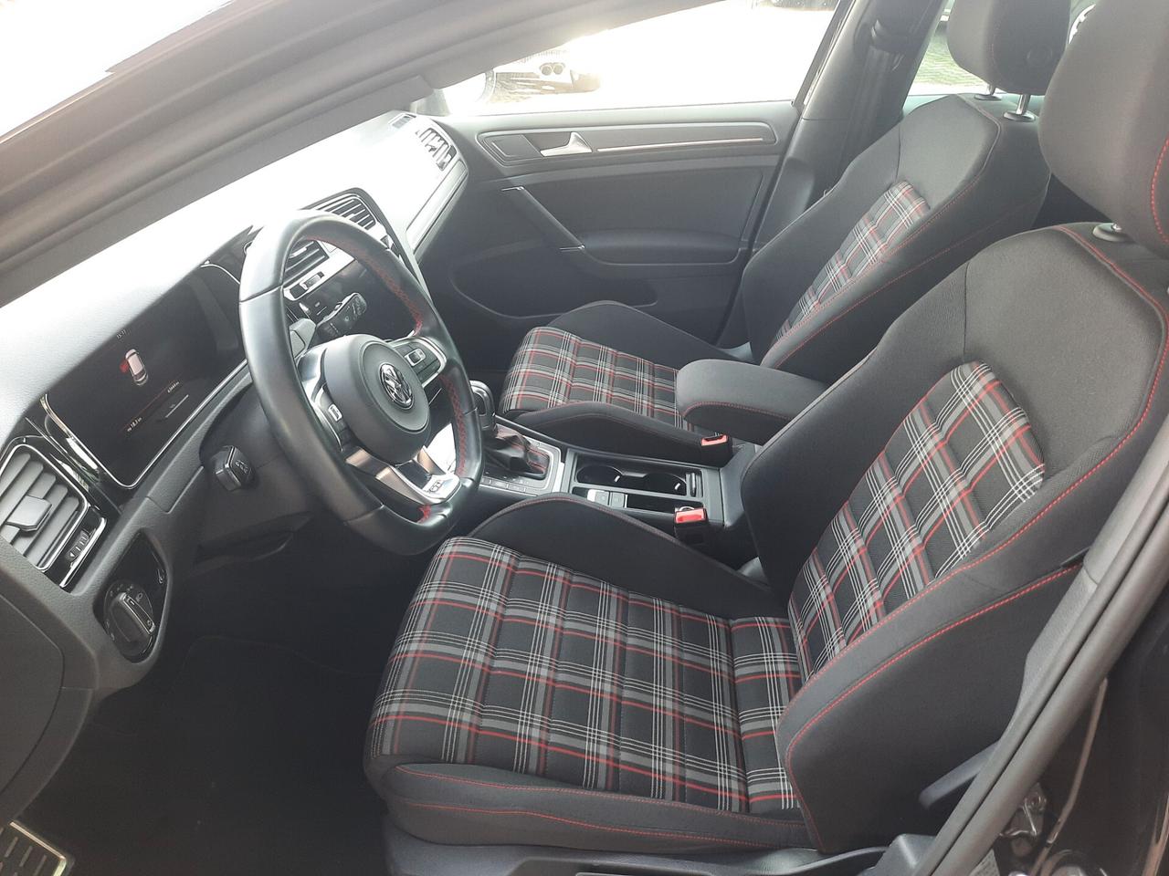 Volkswagen Golf GTI FULL LED 18" SENS PARK DOPPI VETRI SCURI VIRTUAL KOPTIT APPLE CAR PLAY IN ARRIVO OPZIONABILE