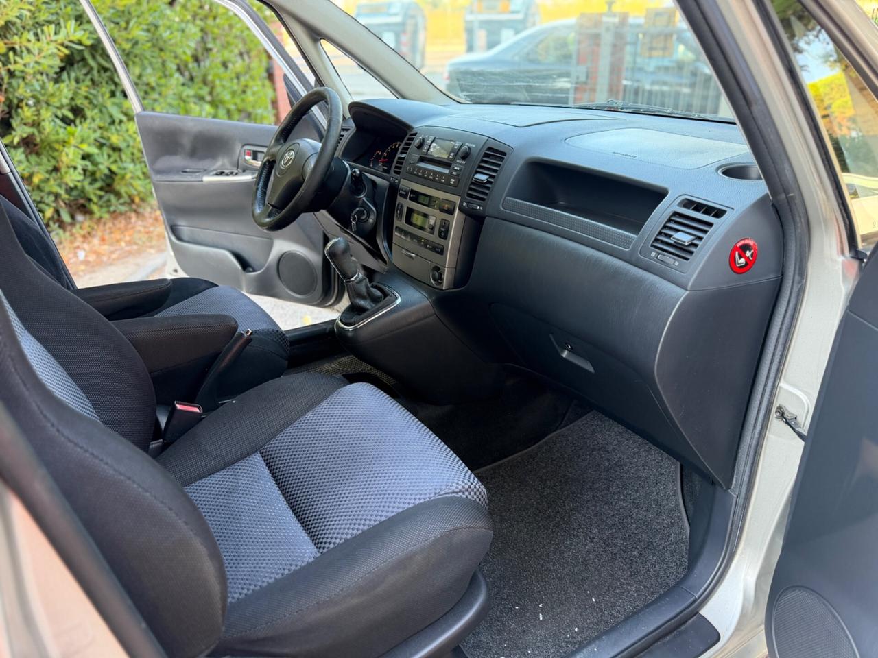 Toyota Corolla Verso 1.8 16V