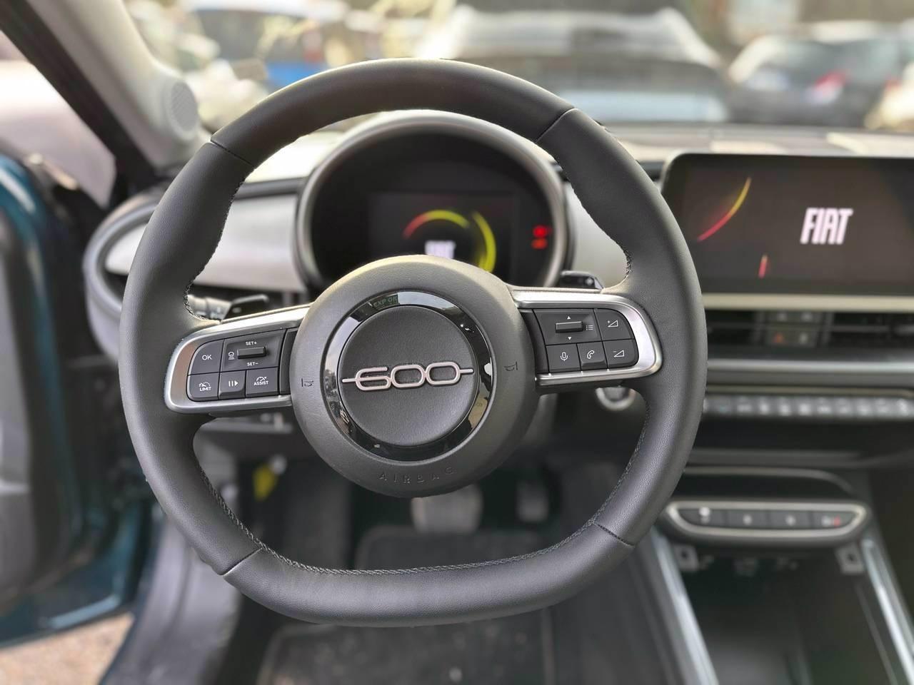 FIAT 600 IV 2023 - 600 1.2 hybrid La Prima 110cv auto