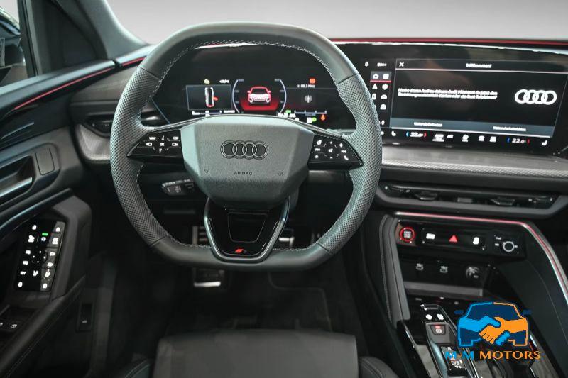 AUDI Q5 TDI quattro S tronic