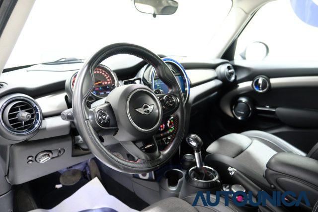 MINI Cooper SD 2.0 COOPER SD AUTOMATICA 5 PORTE
