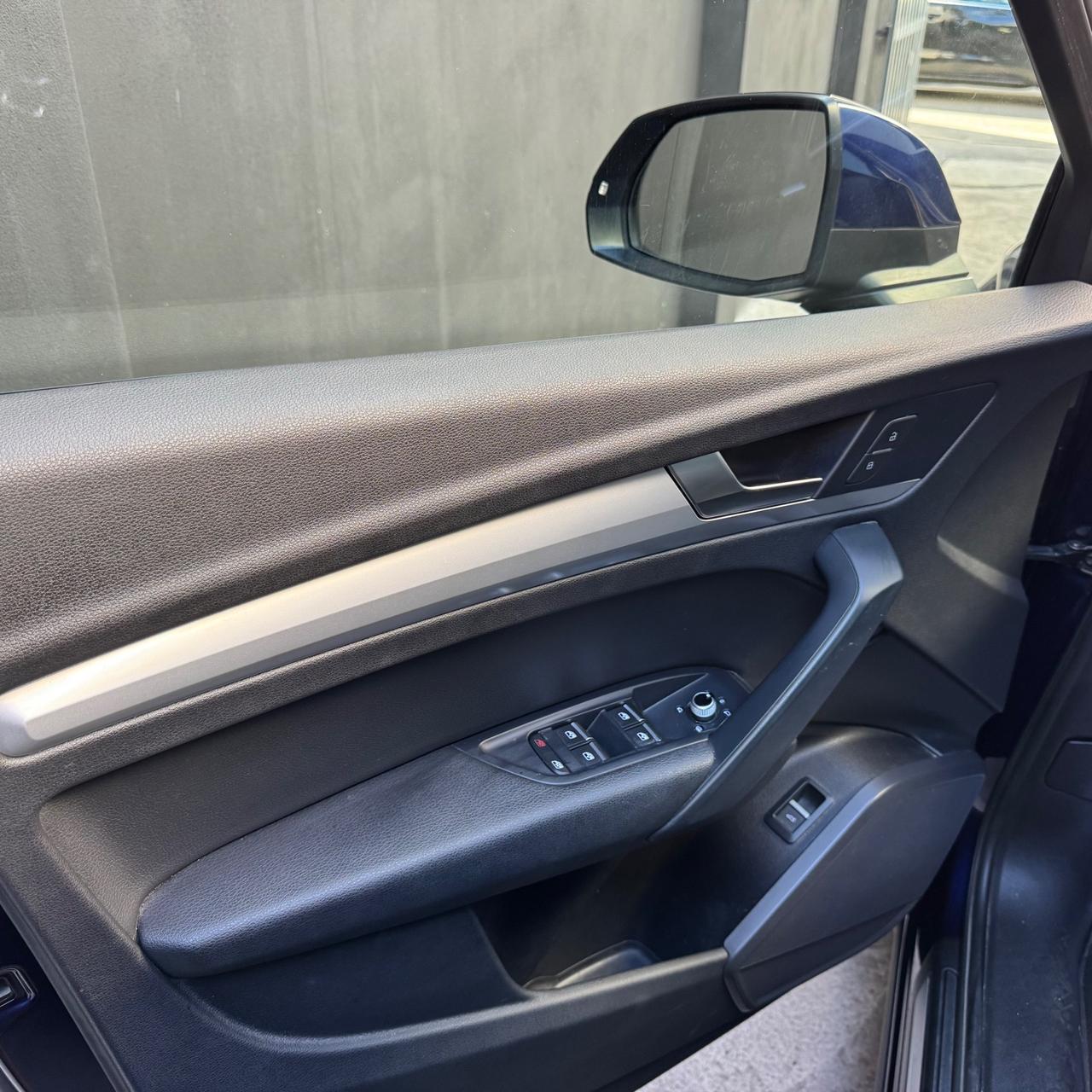 Audi Q5 2.0 TDI quattro S tronic line plus