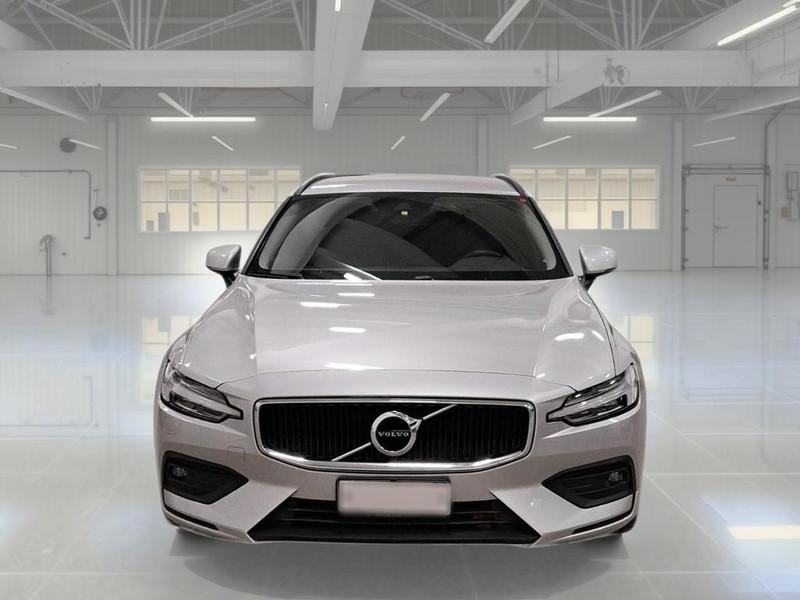 VOLVO V60 B4 D autom. Momentum Business Pro MY22 WAGON