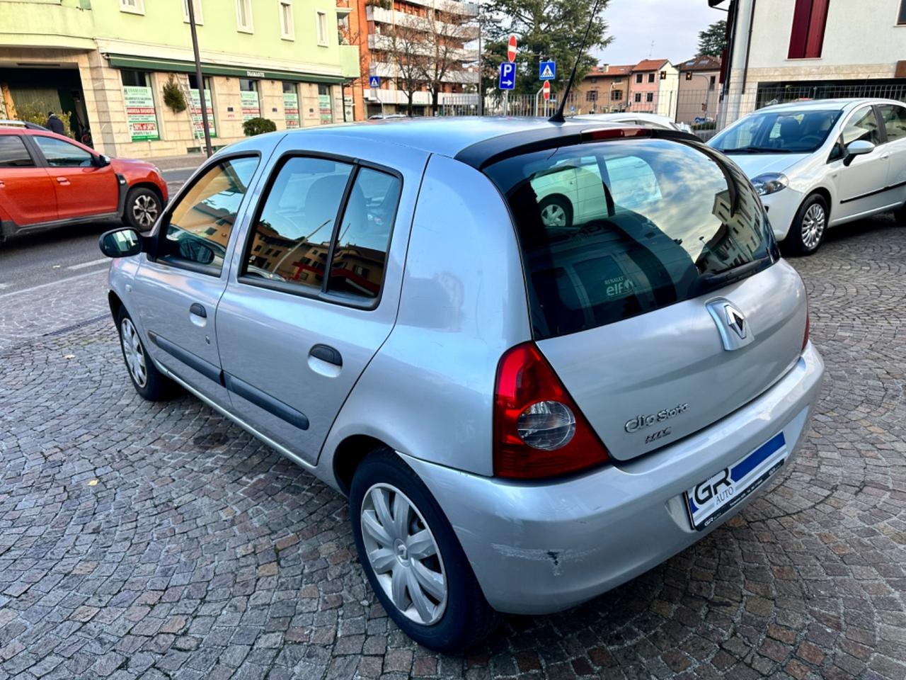 Renault Clio Storia 1.2Bz/Gpl 5P - Neopatentati