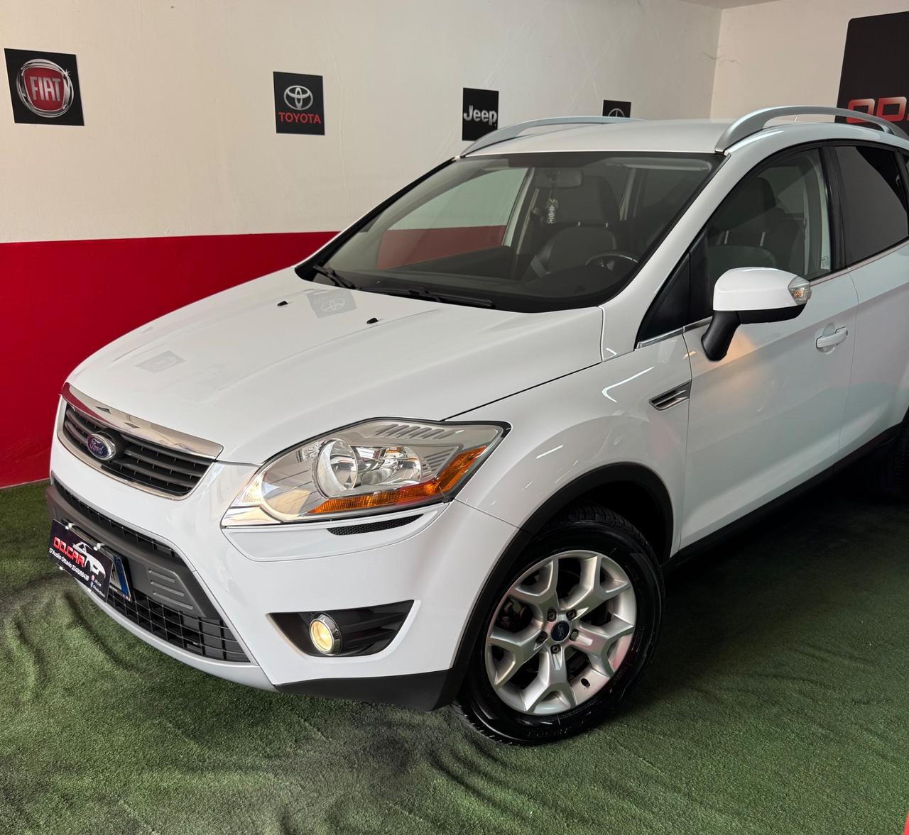Ford Kuga Kuga+ 2.0 TDCi 140 CV 2WD DPF