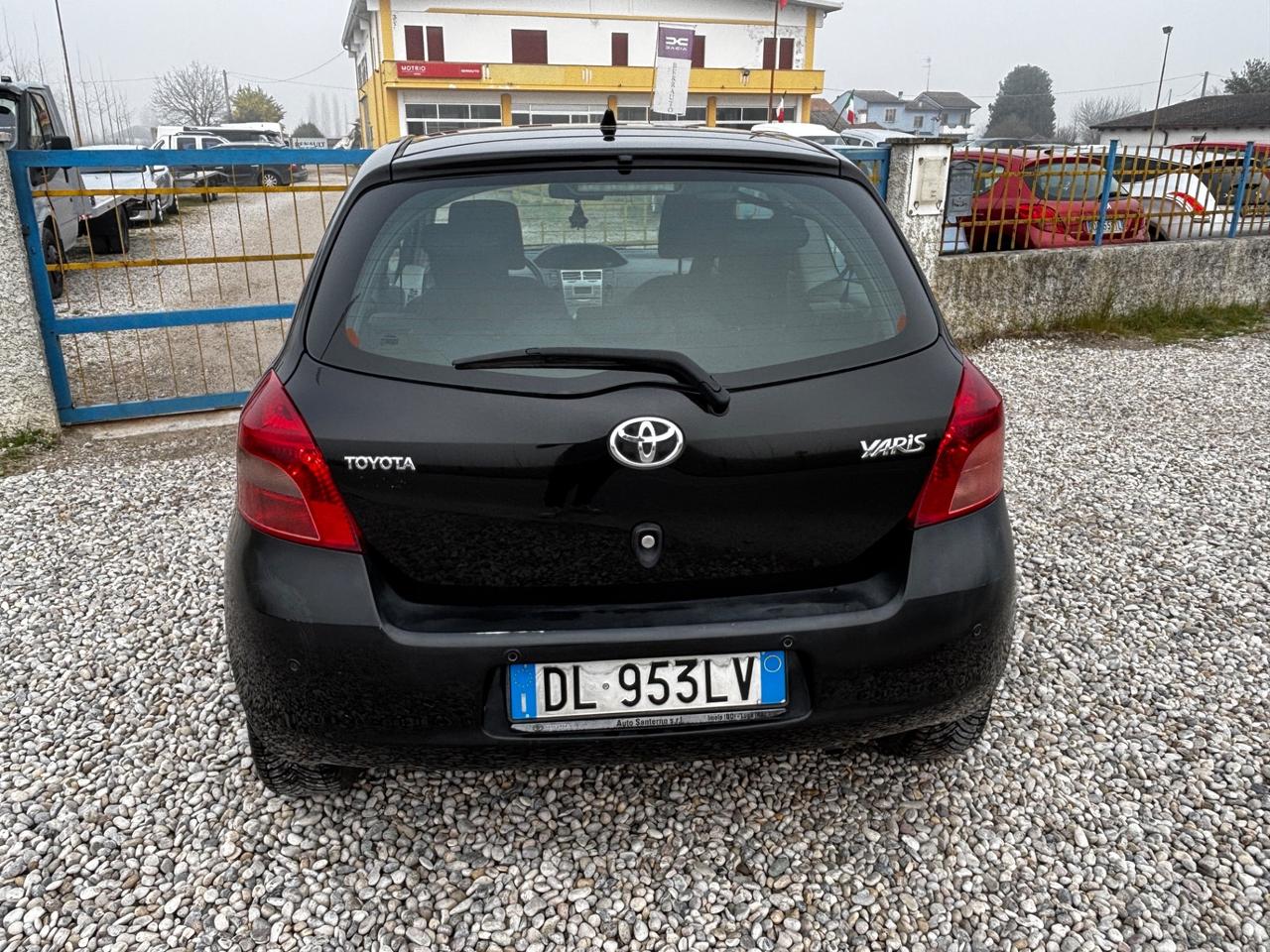Toyota Yaris 1.0 3 porte Sol