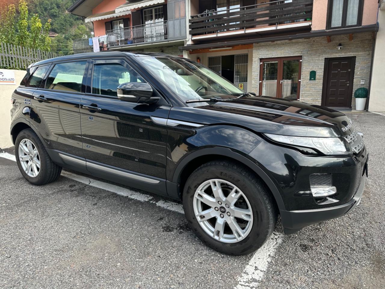 Land Rover Range Rover Evoque Range Rover Evoque 2.2 TD4 5p. Pure